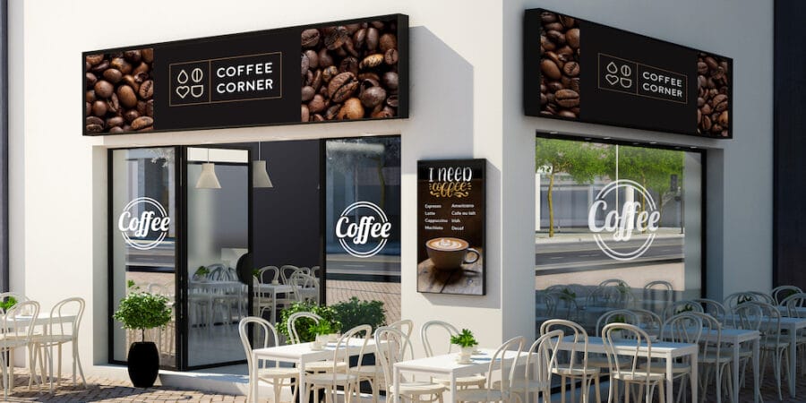 outdoor-restaurant-signage