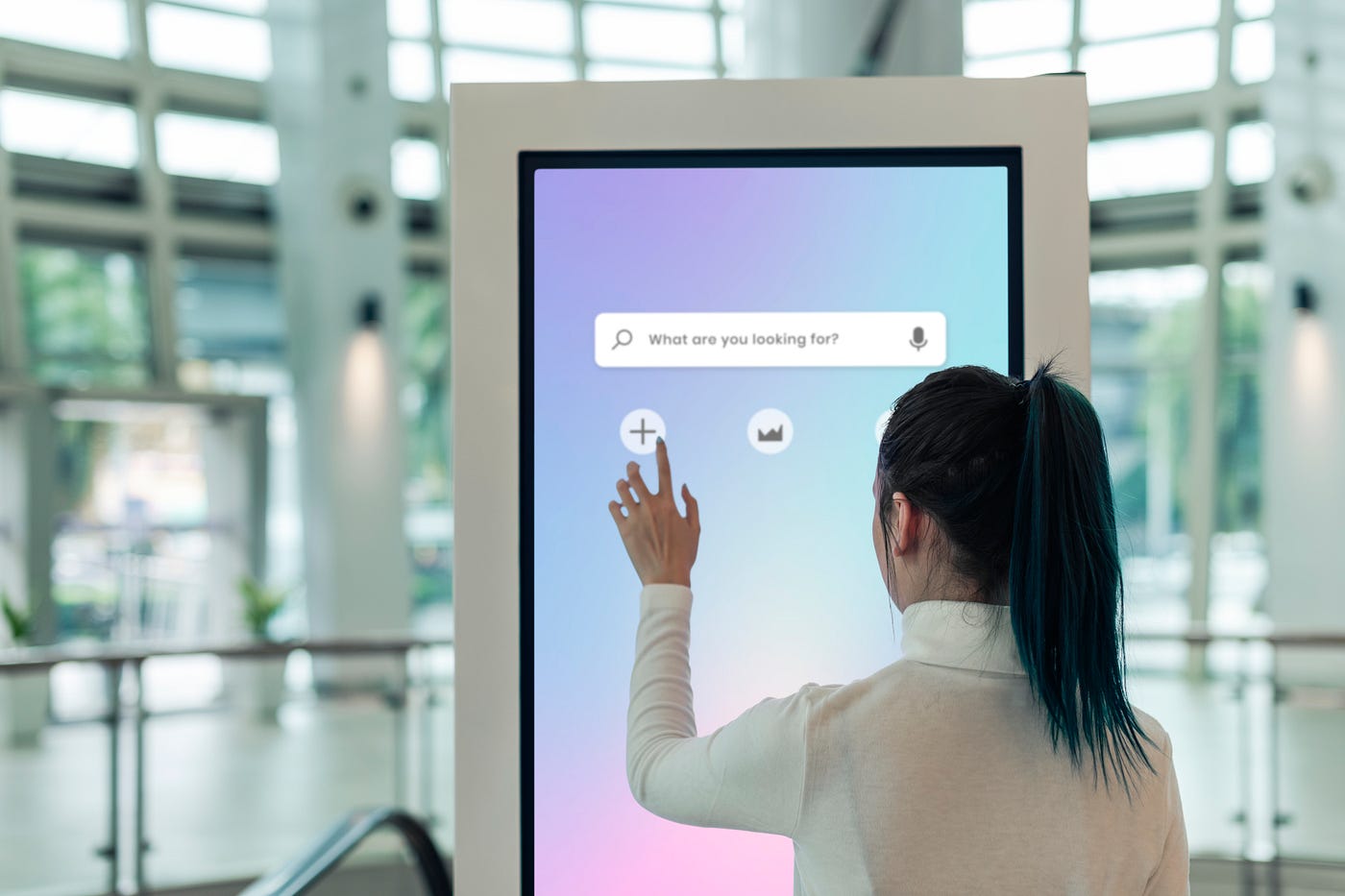 Digital Signage Providers: Choosing the Right Partner for Your Business with Nento