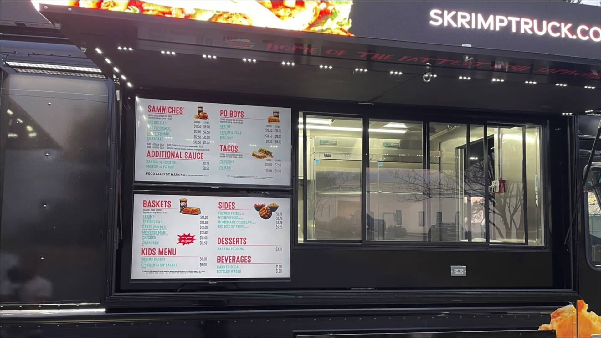 retail digital signage